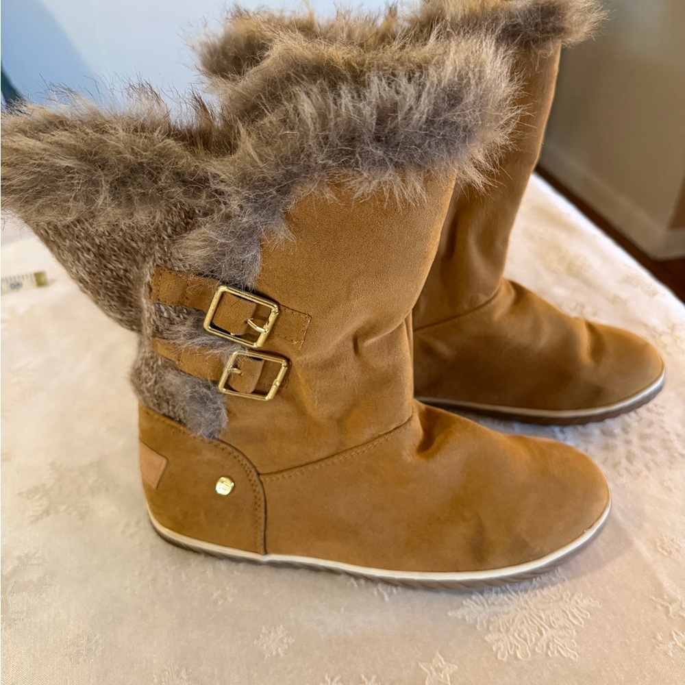 London Fog Boots Tan Vegan Suede Faux Fur-Lined Sz 7 Gorgeous